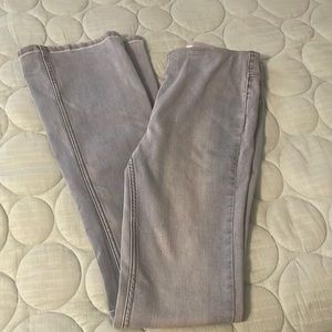 Free people size 27 pull on flare jeans. Light wash